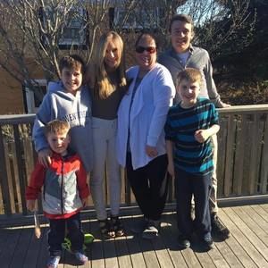 Meet your Posher, Joann